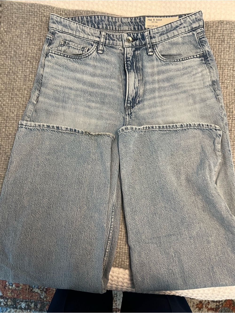 rag & bone cloud Lori Light Blue Wide-Leg Jeans - Picture 4 of 7